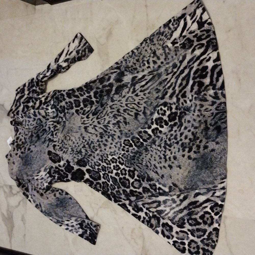 New York and company leaperd print half sleeve dre - Picture 10 of 10